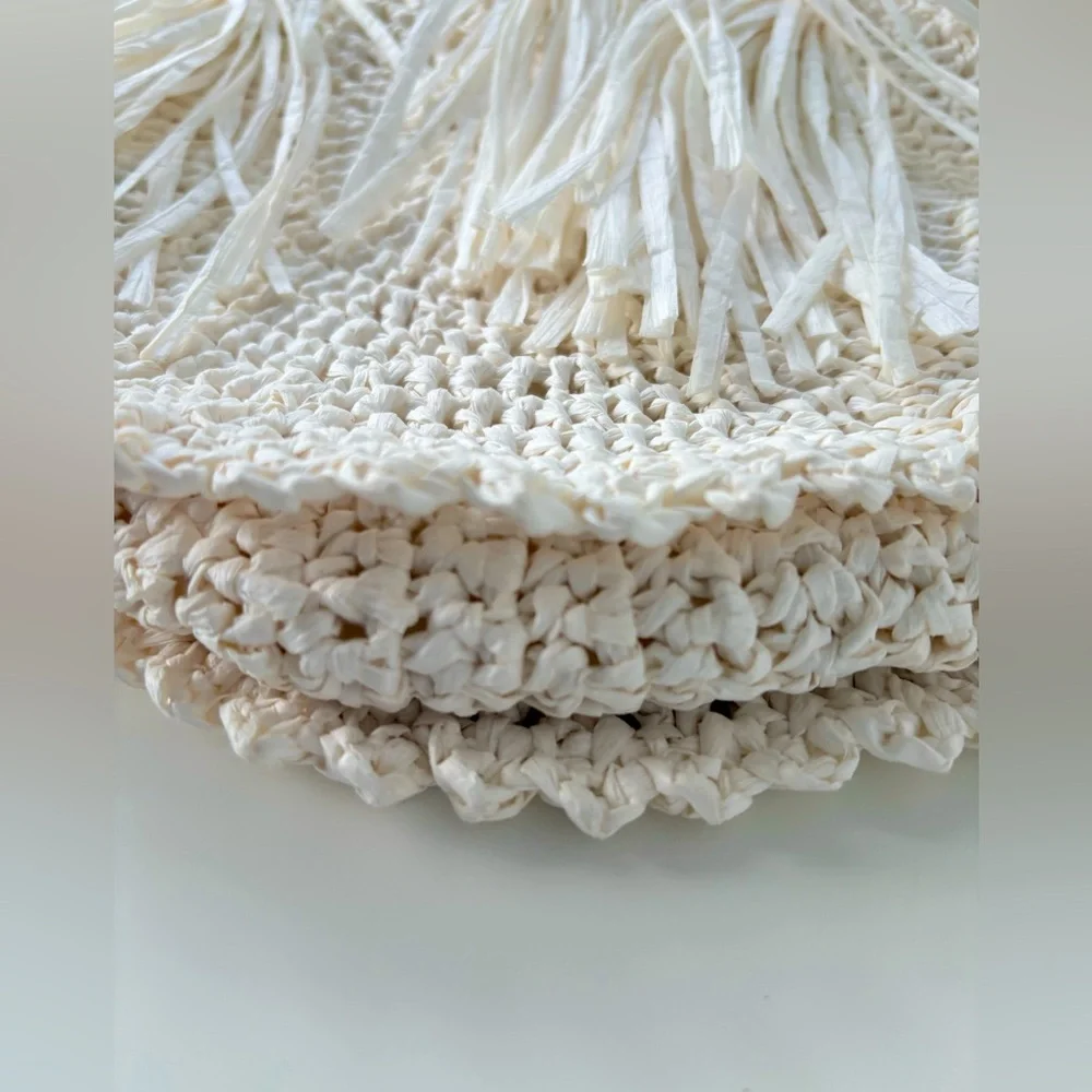 Light Beige Round Straw Fringe Bag Never Used. Beautiful bag